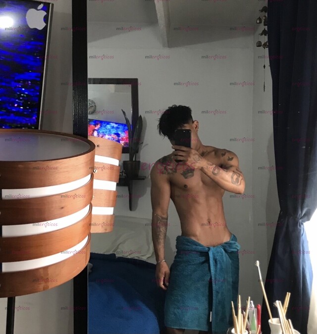 FOTOS DE JOVEN PASIVO SUMISO Y SUPER COMPLACIENTE