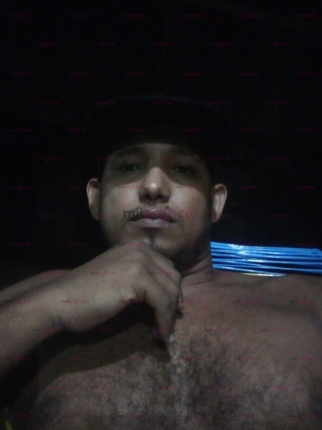 FOTOS DE MORENO DANDO EL REGALO DE NAVIDAD TE PAGAS UNO POLVO Y TE ECHO 2