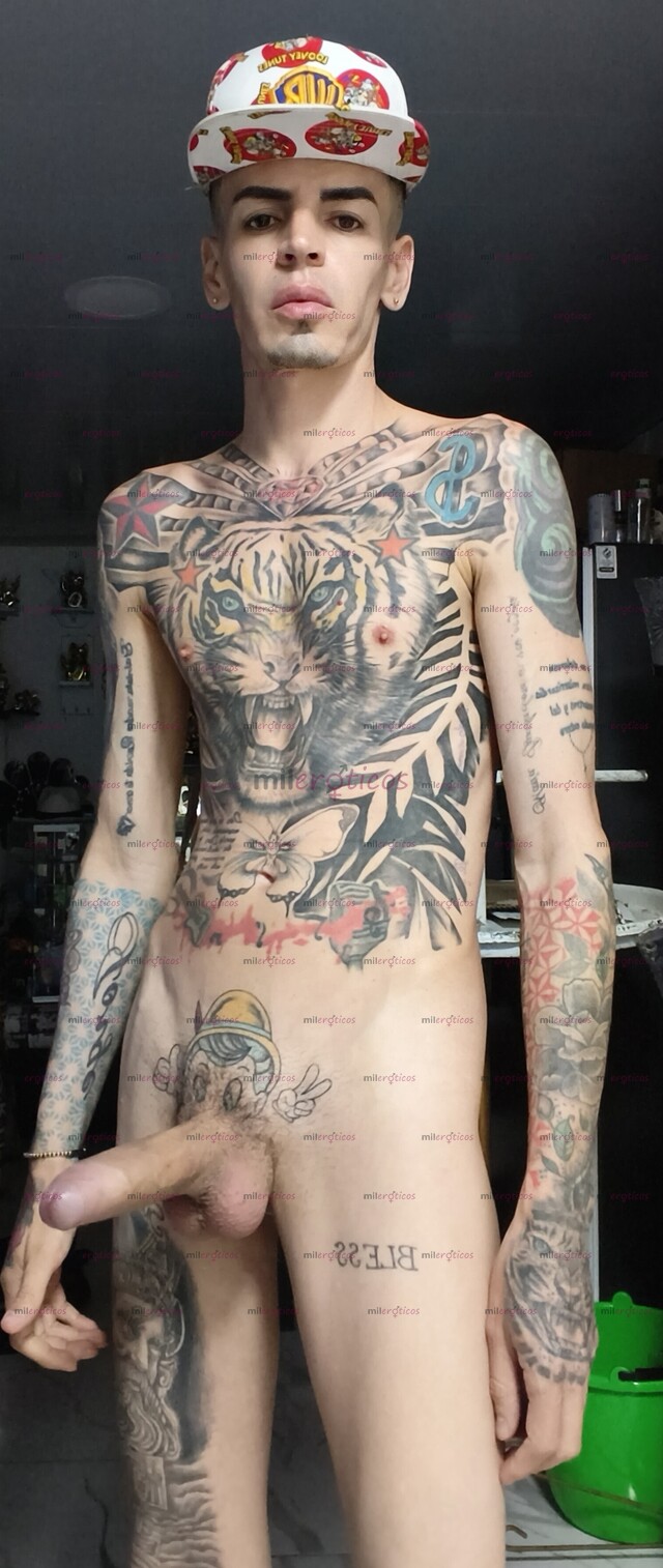 FOTOS DE FLACO ACTIVO VERGON SERIO TATUADO MORBOSO