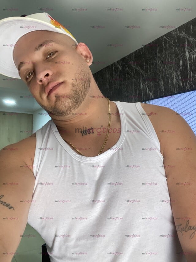 FOTOS DE CHICO VENEZOLANO EXCLUSIVO A CUMPLIR TUS FANTASÍAS OJOS CLARO BUEN CUERPO .