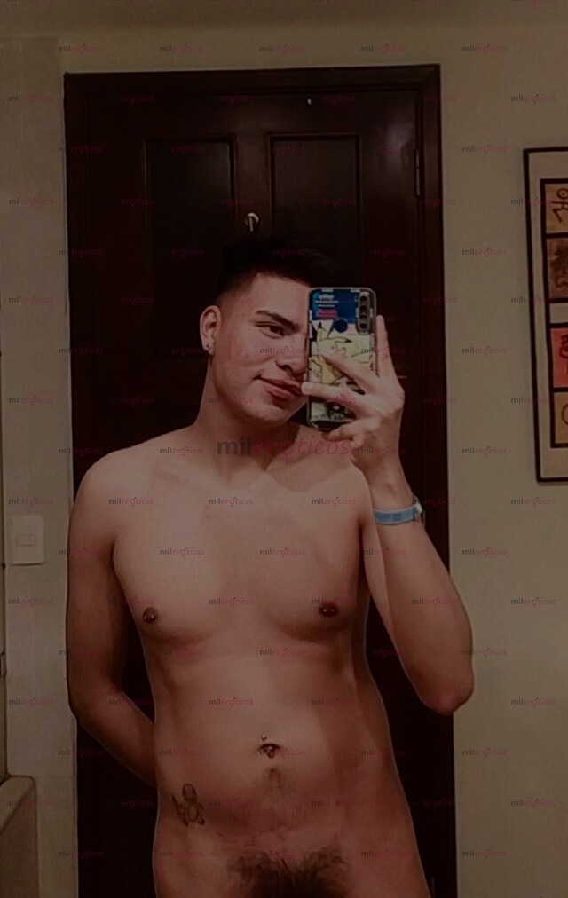 FOTOS DE LISTO PARA SATISFACER Y PASAR UN RATO MUY RICO Y CALIENTE