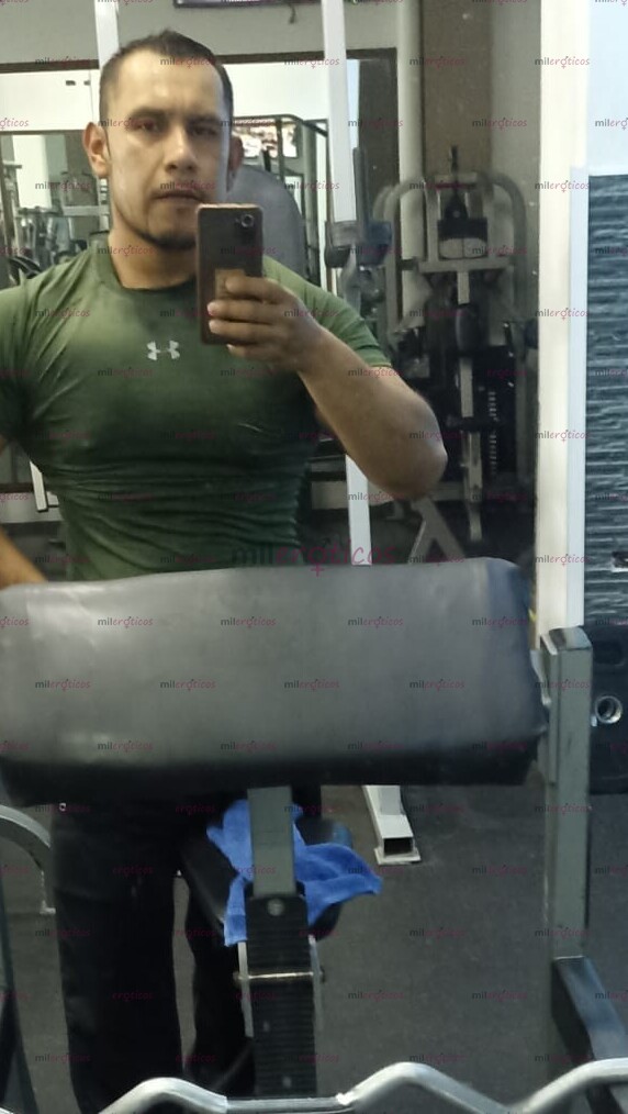 FOTOS DE HOLA SOY LEÓNBLANCO UN CHICO MUY CALIENTE Y COMPLACIENTE COMPRUEBA ME NO TE AÁS