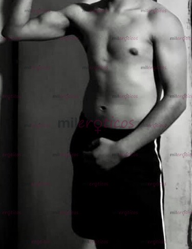 FOTOS DE CHAVO INTER, ¡CALIENTE! BUEN CULO Y BUENA VERGA