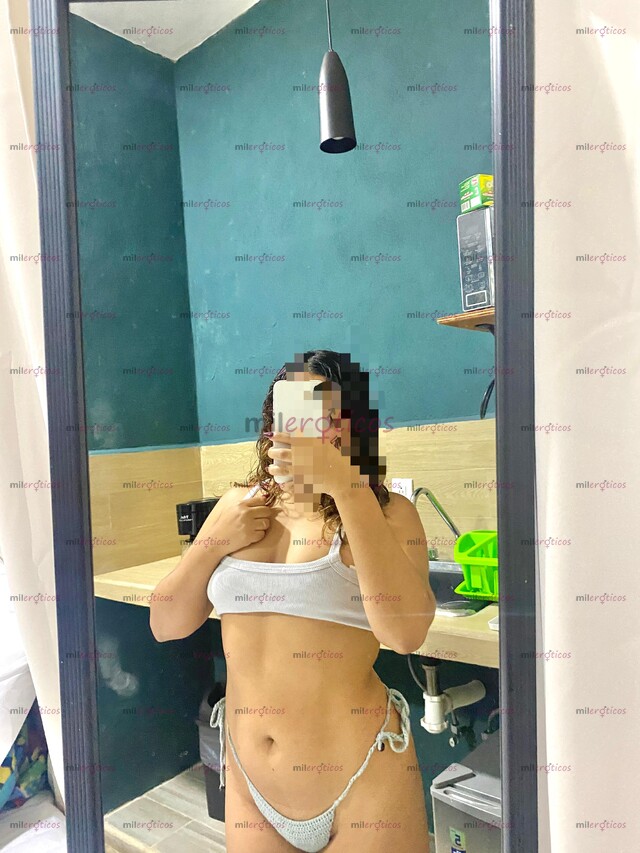 FOTOS DE CHICA CON CARA ANGELICAL Y CUERPO NATURAL DE PASO