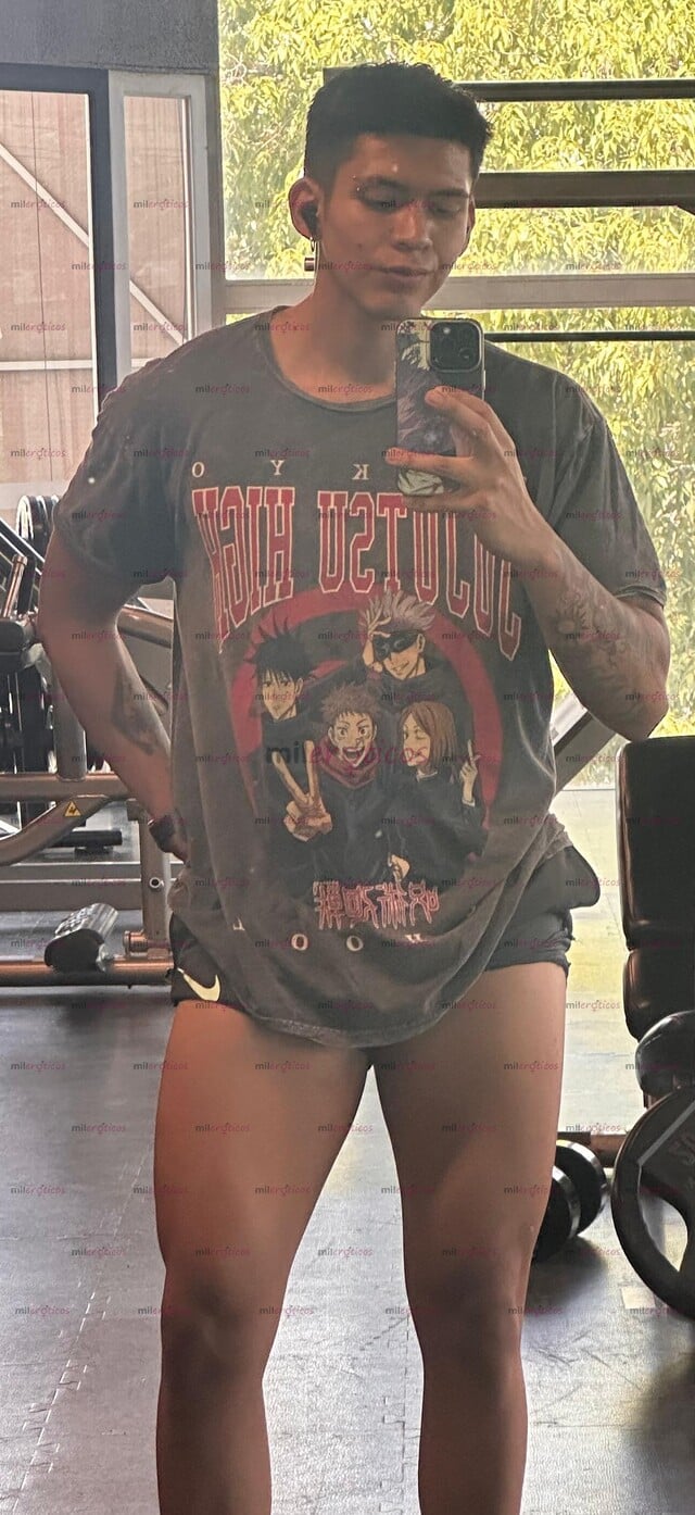 FOTOS DE JOVENCITO FUERTE Y GUAPO PARA CUMPLIR TODAS TUS FANTASIAS.