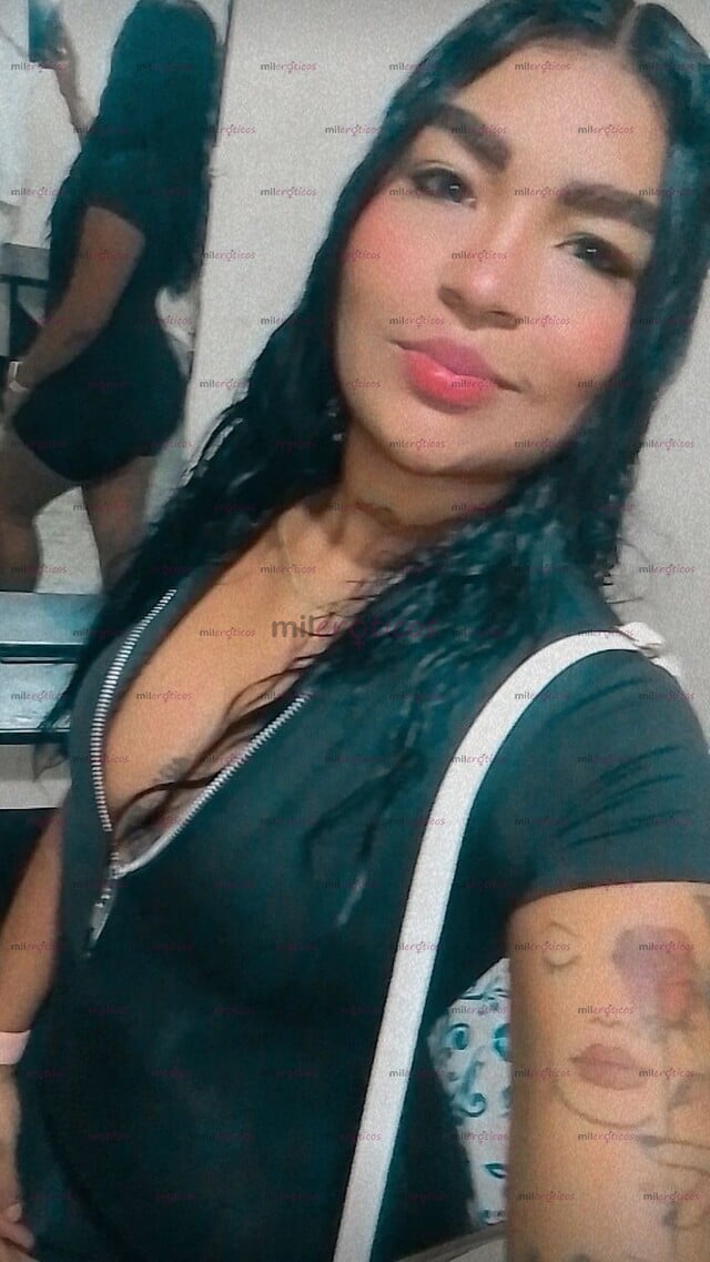 FOTOS DE HOLA SOY UNA MORENA CON GANAS DE FACTURAR Y PASARLA RICO
