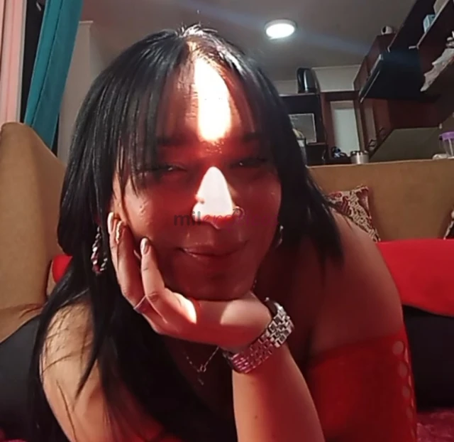 Hola amor soy martina con una estatura de 1 45 cm real manejable en la cama y muy docil no te arrepentiras un servicio de pololos amor fotitos 100 rea...