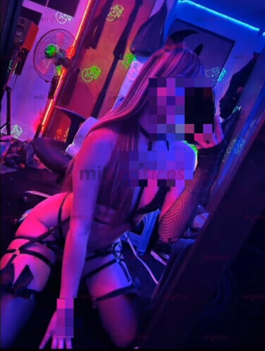 FOTOS DE HERMOSA MORENITA ADICTA AL SEXO LISTA PARA COMPLACERTE