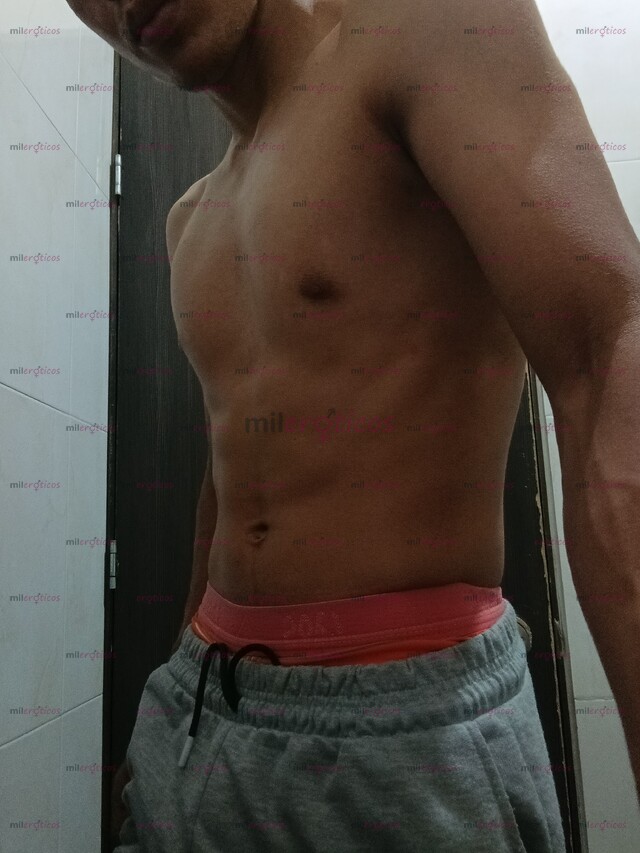 FOTOS DE UNIVERSITARIO 25 AÑOS CALIENTE, DÉJAME COMPLACERTE