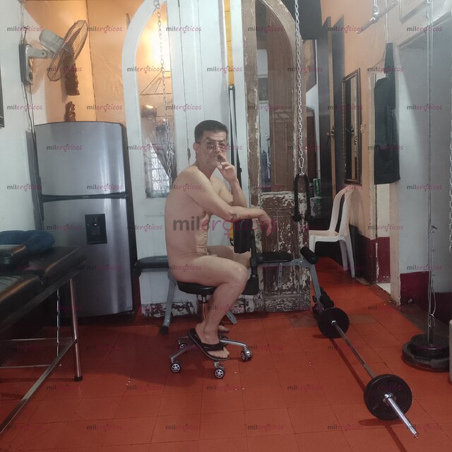 FOTOS DE MASAJES ERÓTICOS NUDISMO HECHO POR MASAJISTA MADURO PASIVO VARONIL 60 AÑOS MEDEL