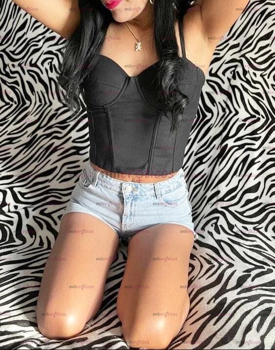 FOTOS DE SEXY SILVANA UNA LINDA ESCORT JOVENCITA CON GANAS DE COGER