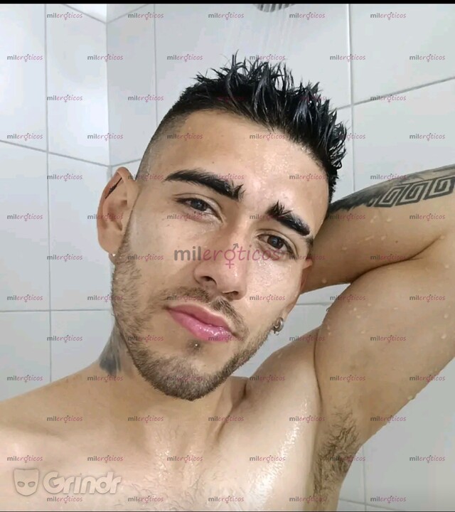 FOTOS DE JOVEN APASIONADO, DISCRETO Y LLENO DE ANSIAS POR CUMPLIR TUS FANTASÍAS
