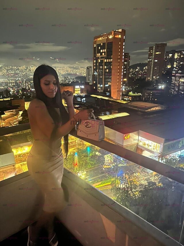 FOTOS DE HOLA MIS AMORES SOY MAFER UN DELICIOSO MANJAR A TU ALCANCE 3135907644