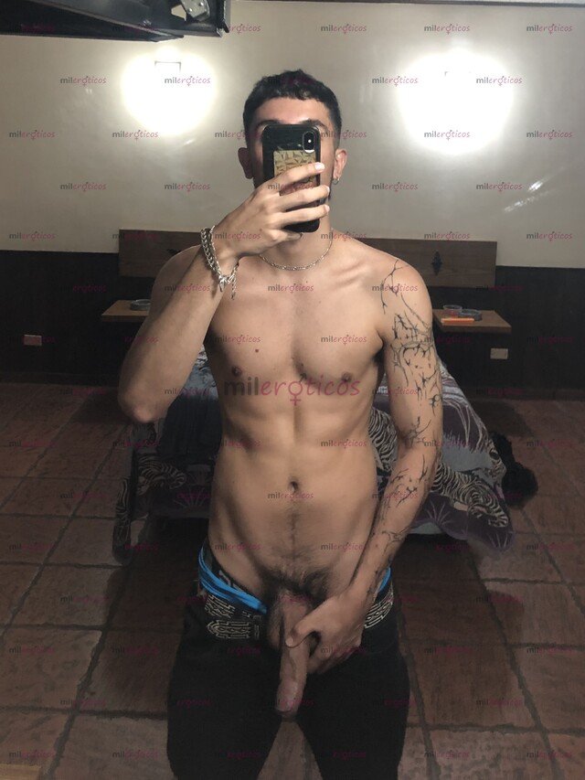 FOTOS DE SOLO HOY. VERGOTA PELUDA DE 20CM CHACALITO VIP BISEXUAL