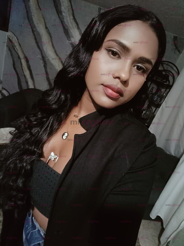 FOTOS DE ROXY LA MÁS SEXY Y CALIENTE, LISTA PARA COMPLACERTE