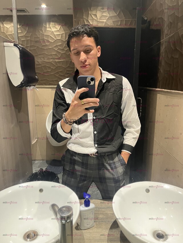 FOTOS DE NUEVO EN TU CIUDAD JOVEN COMPLACIENTE EXTRANJERO INTER VEN Y ESTRÉNAME
