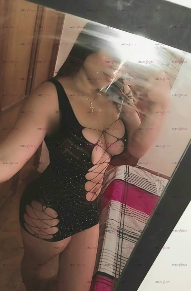 FOTOS DE SEXY ENCANTADORA Y JUGUETONA SCORT ESPERANDO POR TI