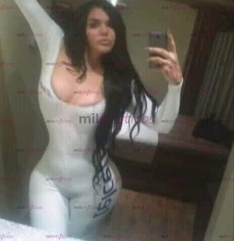 FOTOS DE TRANSEXUAL ACTIVA CON PAQUETE GRANDE LLENA DE LECHE PARA TI 3 MIL DE ACTIVA.