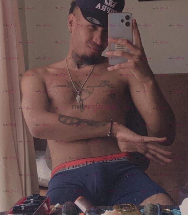 FOTOS DE JOVEN MORENO ARRECHO CON MUCHAS GANAS DE PROBARTE