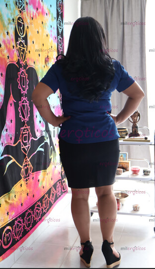 FOTOS DE MASAJISTA PROFESIONAL EN EL ARTE TANTRA PIEL A PIEL Y MAS WENDY