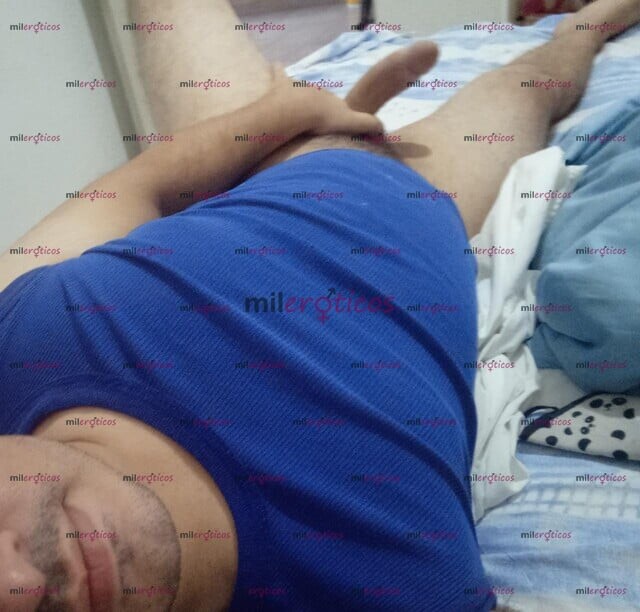 FOTOS DE CHICO ACTIVO CON UNA BUENA REATA PARA DARTE DE PLACER