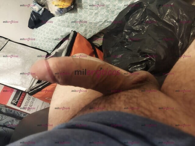 FOTOS DE CHICO ACTIVO CON UNA BUENA REATA PARA DARTE DE PLACER
