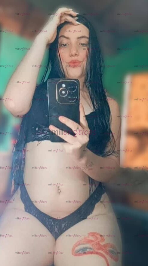 FOTOS DE HOLA PAPI SOY SARAY, UNA PUTITA LISTA PARA SACARTE TODA LA LECHITA