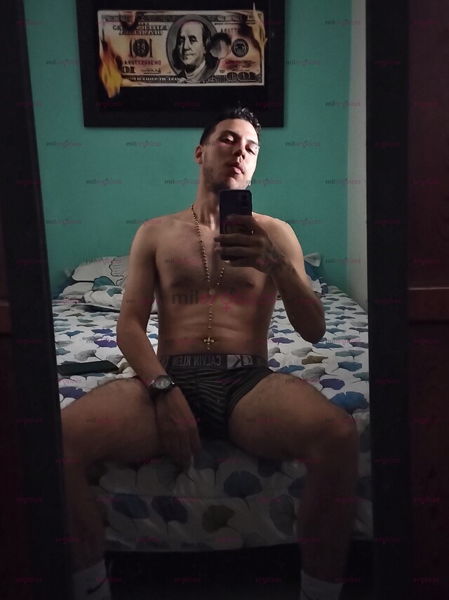 FOTOS DE ACTIVO COMPLACIENTE MUY HOT CON GANAS DE HACERTE PASAR EL MEJOR MOMENTO