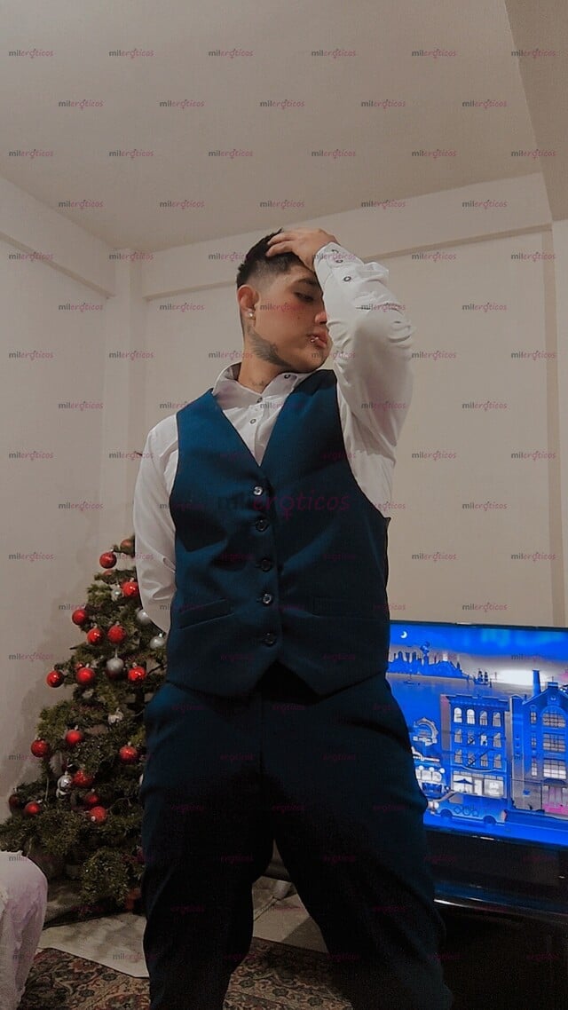 FOTOS DE HOLA CARIÑO MI NOMBRE ES ALEX, SI QUIERES UN RICO MASAJE NO DUDES EN CONTACTARME