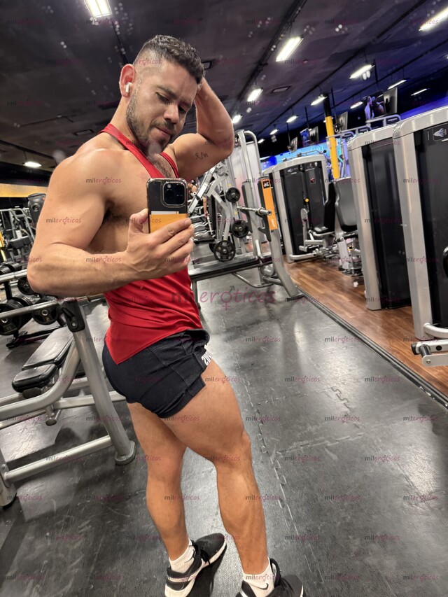 FOTOS DE PASIVO COMPLACIENTE ALTO NIVEL GUAPO Y EDUCADO