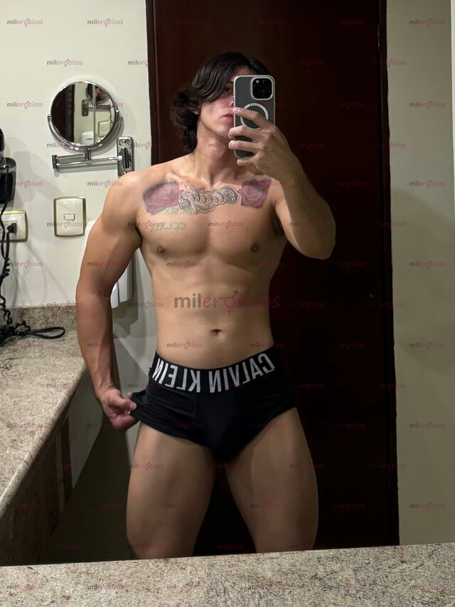 FOTOS DE MASAJISTA PROFESIONAL CON SITIO PRIVADO PARA UNA EXPERIENCIA ÚNICA