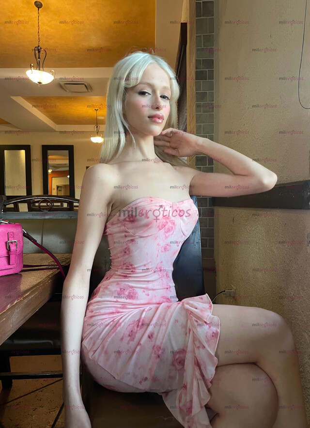 FOTOS DE SOLO CONTENIDO, LA PRINCESA TRANS MÁS BLANCA, RUBIA, FEMENINA Y PERFECTA