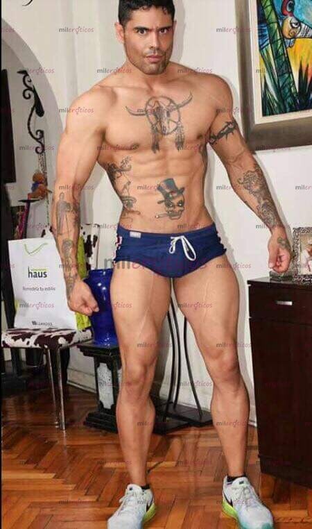 FOTOS DE MACHO ACTIVO POTENTE Y EXPLOSIVO. MODELO MASCULINO 21 GRUESA