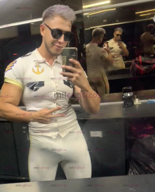 FOTOS DE CHICO DOTADO EN TU CIUDAD, TU AMANTE MOISÉS .