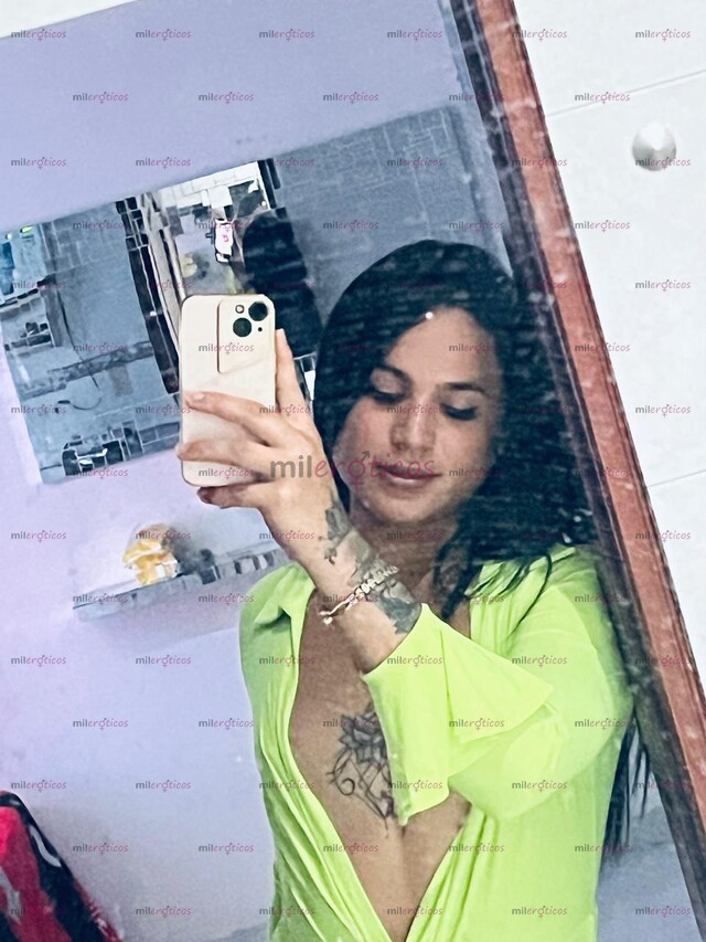 FOTOS DE SOY TU CHICA SALVAJE EXOTICA, LLENA DE MUCHA LECHE PAPI