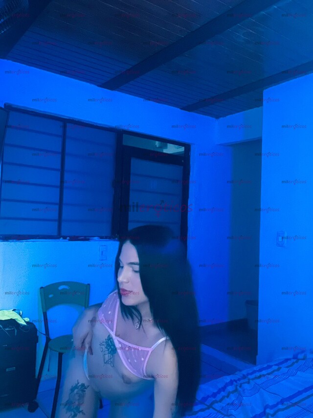 FOTOS DE SOY TU CHICA SALVAJE EXOTICA, LLENA DE MUCHA LECHE PAPI