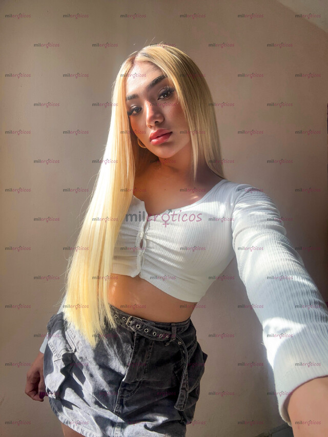 FOTOS DE HERMOSA NENA RUBIA, SEXY Y COMPLACIENTE CON GANAS DE DARTE PLACER !!!!!