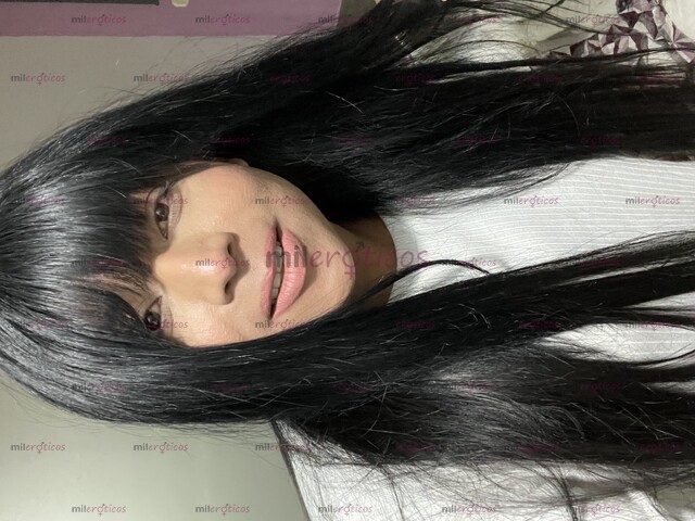 FOTOS DE UNA CHICA TRANS TRANQUILA PERO COMPLACIENTE EN LO QUE USTED PIDA LEYMII