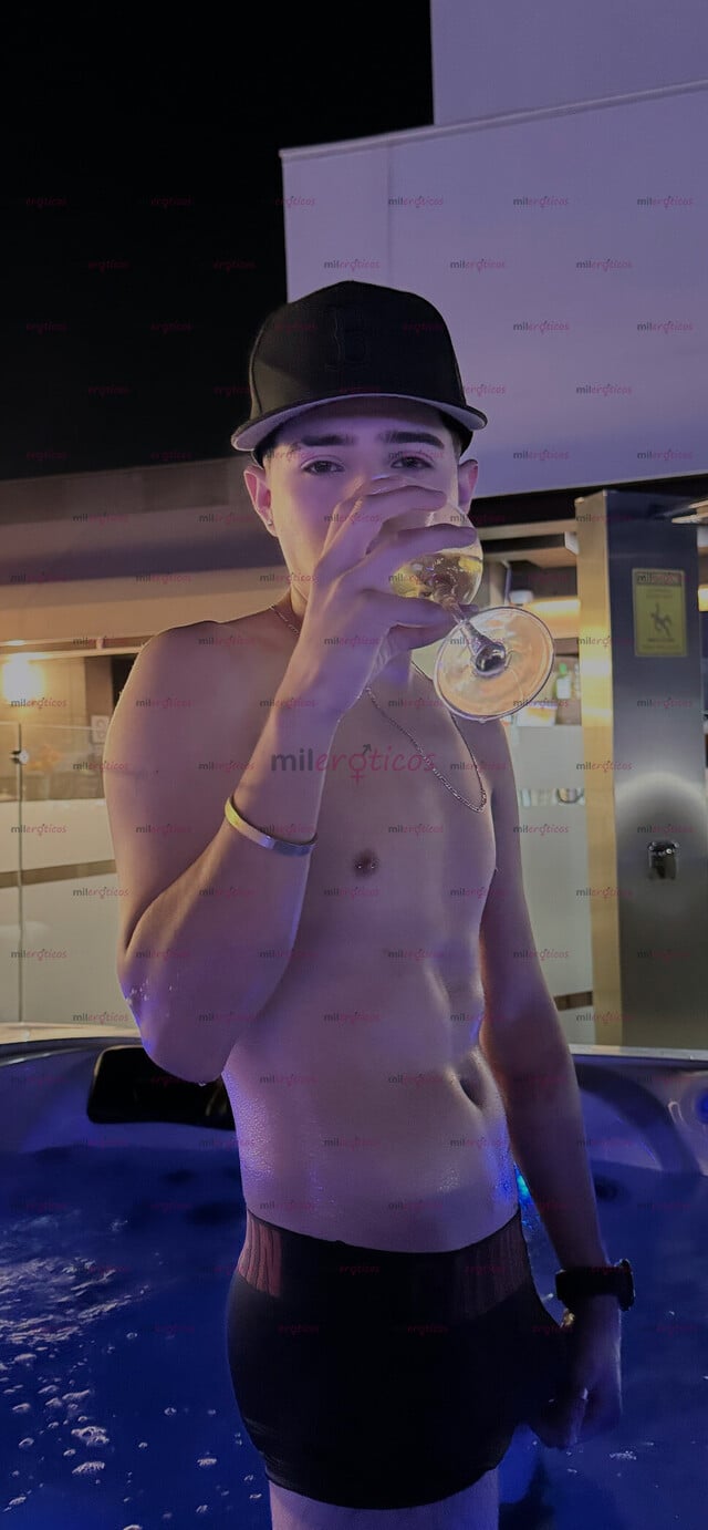 FOTOS DE BABY ARANDA NIÑO DE 19 AÑOS VERGON Y CALIENTE 21 CM