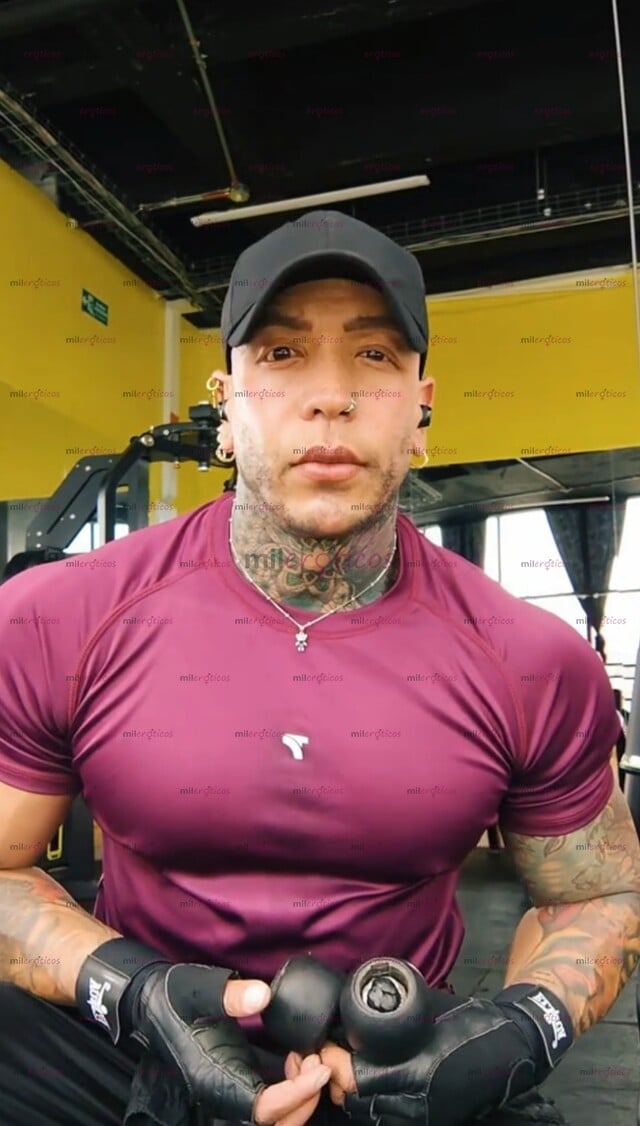 FOTOS DE MATHEO EN TU CIUDAD VERSÁTIL ACTIVO ARRECHO Y CULON .MUY COMPLACIENTE
