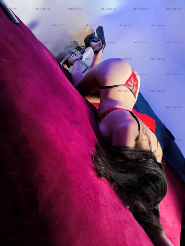 FOTOS DE FLAQUITA SUPER CACHONDA Y COMPLACIENTE ADEMAS DE BUENA ONDA