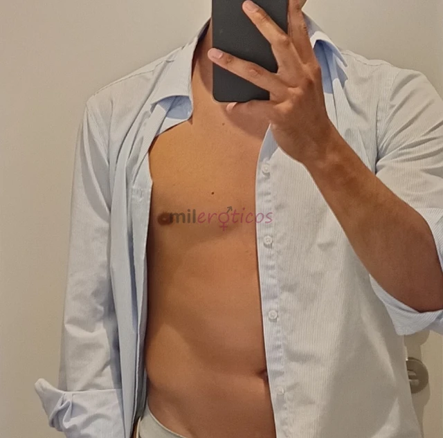 1 69chilenoun acompanante a tu nivel tu privacidad conmigo esta asegurada sientete con toda la libertad de escribirme estare feliz de poder complacert...