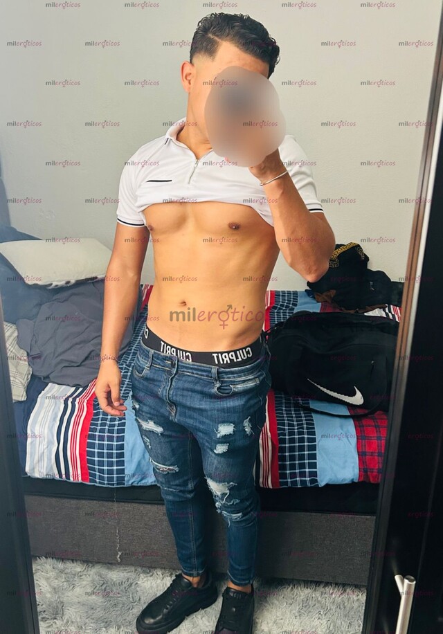 FOTOS DE PASIVO DISCRETO, CON LUGAR, SUMISO Y COMPLACIENTE