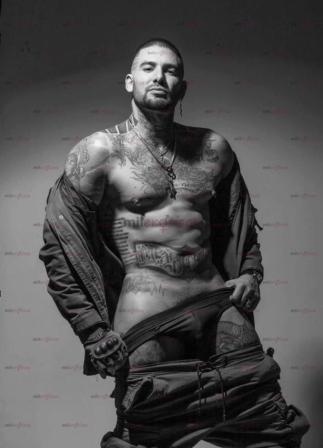 FOTOS DE RELÁJATE CON MIS MANOS Y DESPUÉS CON MI CUERPO. DÉJATE CONSENTIR POR MI.!