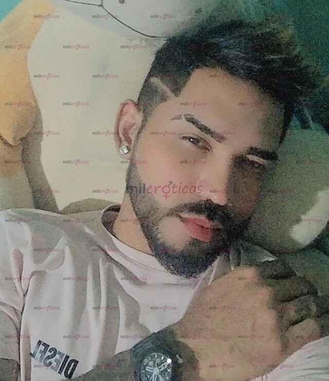 FOTOS DE HOLA, SOY PAPI CHULO UN MORENO DE 1,65 Y PELO NEGRO ... CON 17CM DE PLACER