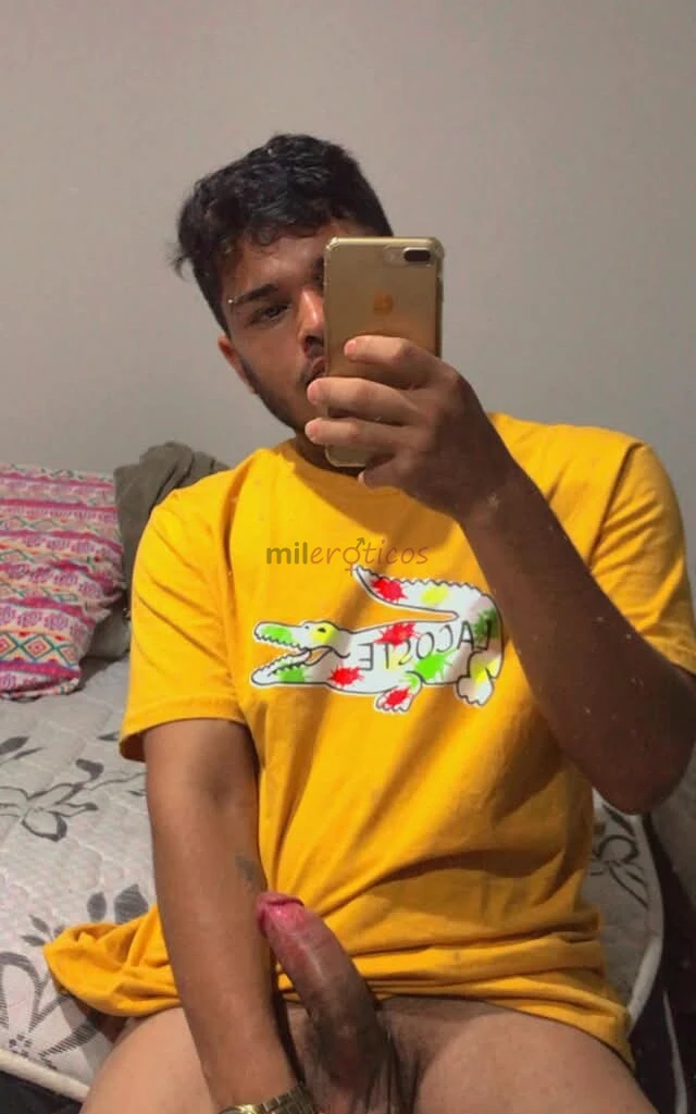 Estou disponivel em itajai sc mas atendo tambem em bc e ao redor so chamar e marcamos que daremos um jeito de meter e foder bem gostoso tenho 23 anoss...