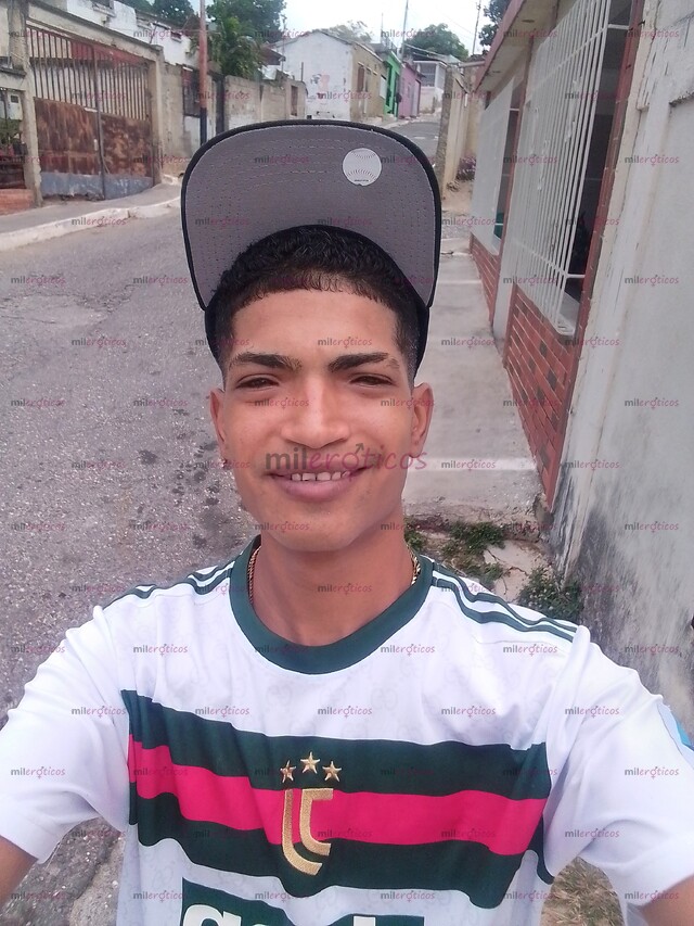 FOTOS DE HOLA SOY BRAYAN TENGO 19 AÑOS Y ESTOY DE PASEO EN VILLAVICENCIO
