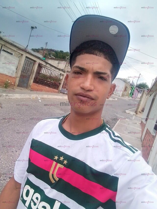 FOTOS DE HOLA SOY BRAYAN TENGO 19 AÑOS Y ESTOY DE PASEO EN VILLAVICENCIO