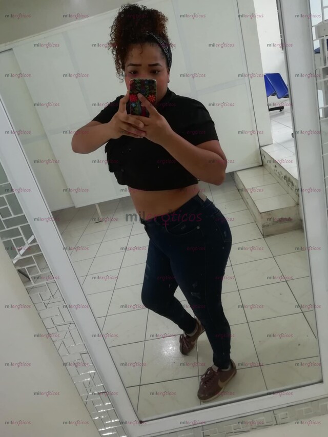 FOTOS DE HOLA MIS AMORES , SOY UNA CHICA RECIÉN LLEGADA A TU CIUDAD.