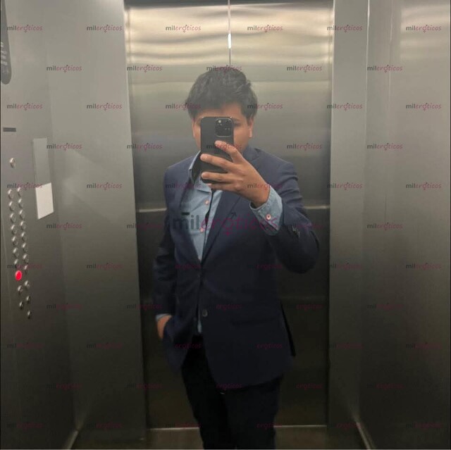 FOTOS DE ESTUDIANTE DE 23 AÑOS QUE CUMPLIRA TUS FANTASÍAS MÁS ALOCADAS